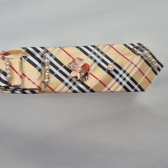 Handcrafted Luxury Fashion Necktie Necklace 📿 (PLAID PLEASURES) - Picture 8 of 17